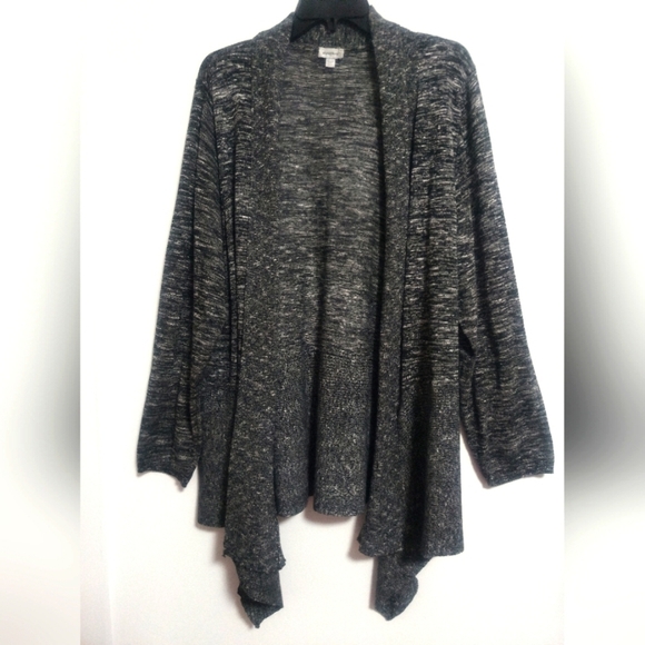 Avenue Sweaters - Women Black-White  Cardigan / Size 3X / NWOT/ Price Dropped!